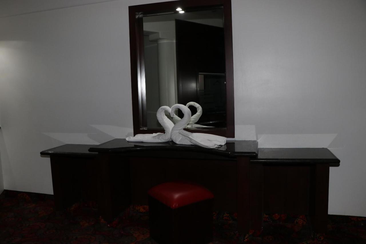 Motel Marina Marbella Тихуана Экстерьер фото